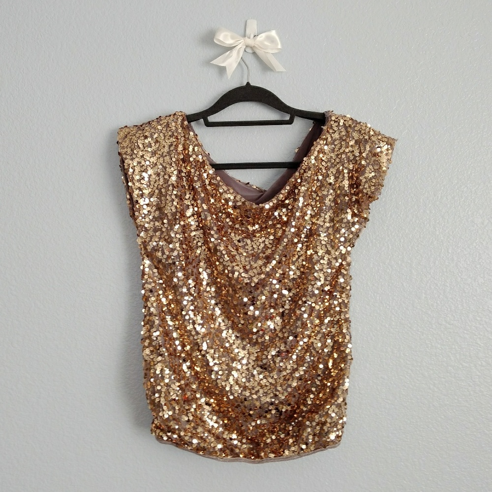 NWOT gold sequin top